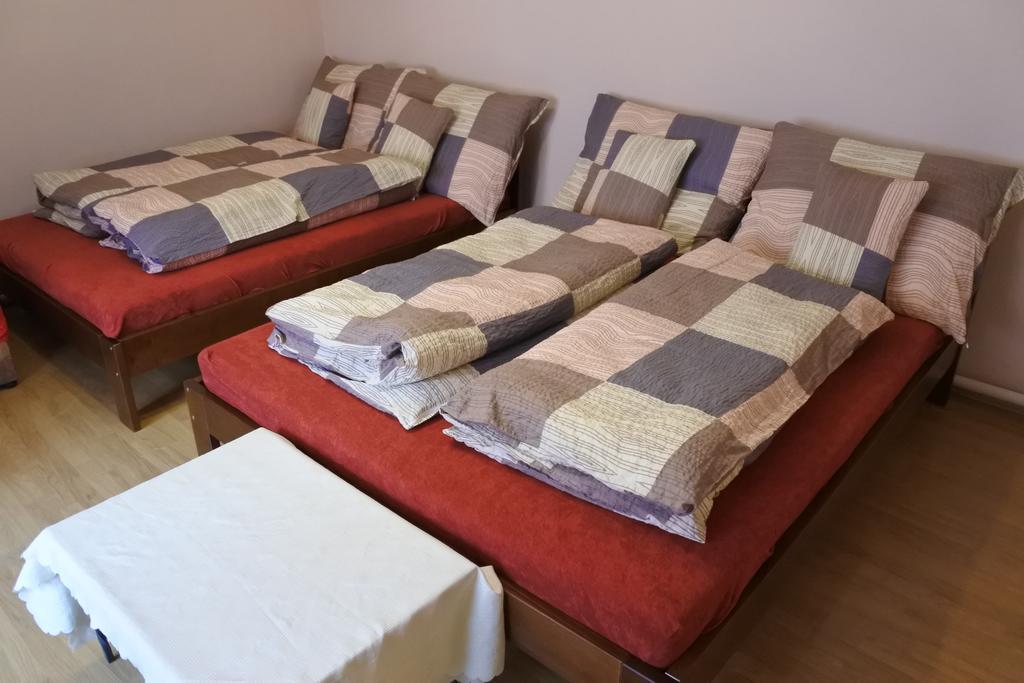 Kisasszony Apartman Eger Eksteriør billede